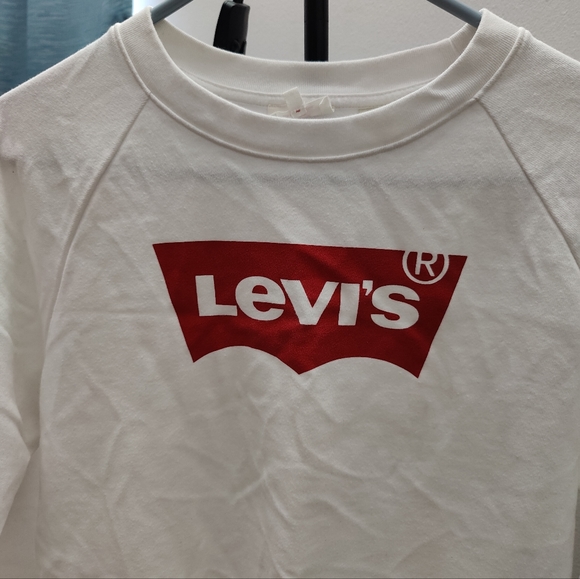 LEVI'S white full hands teashirt - Picture 2 of 3